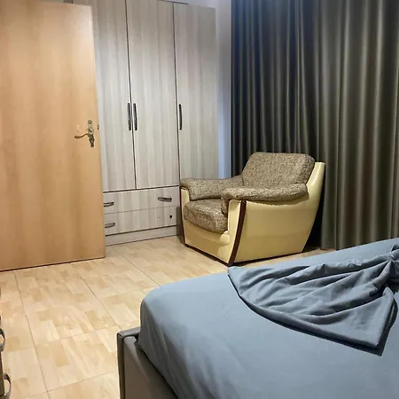 1st Floor Lägenhet Golem (Tirana)